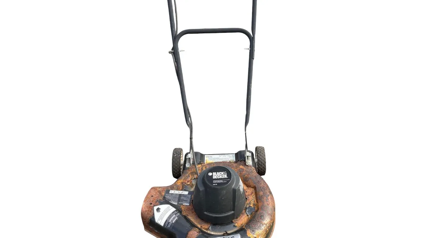 Black and Decker electric mower