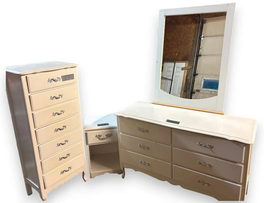 Antique - 3 Piece Set with Mirror