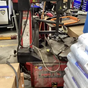 MTS Tire Machine