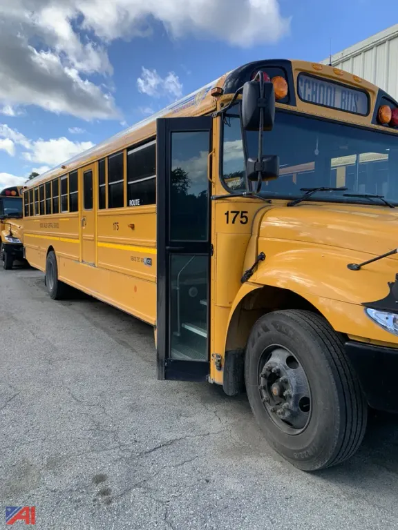 (#175) 2018 IC CE Series School Bus