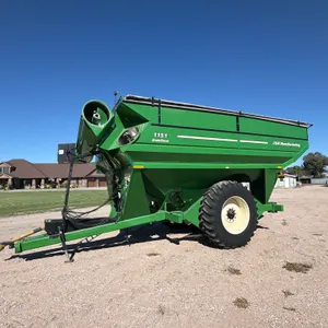 2010  J&M   1151 GrainStorm   Grain Cart