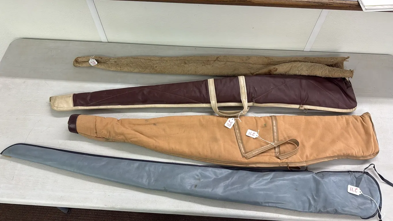 (4) Old Gun Cases/Sleeves