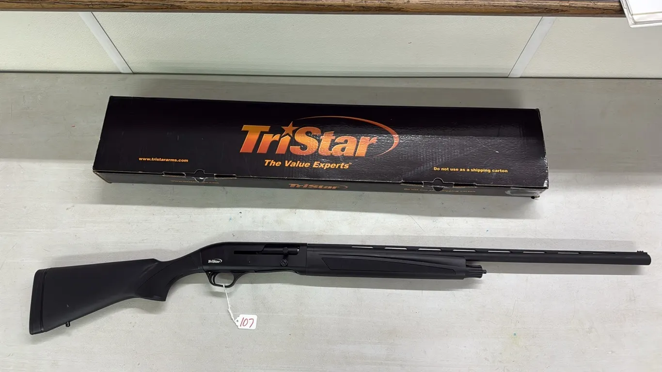 NIB TriStar Matrix Synthetic 12 GA Semi Auto Shotgun w/ 28” Barrel, 3” Chamber, S/N: 23KHA00600