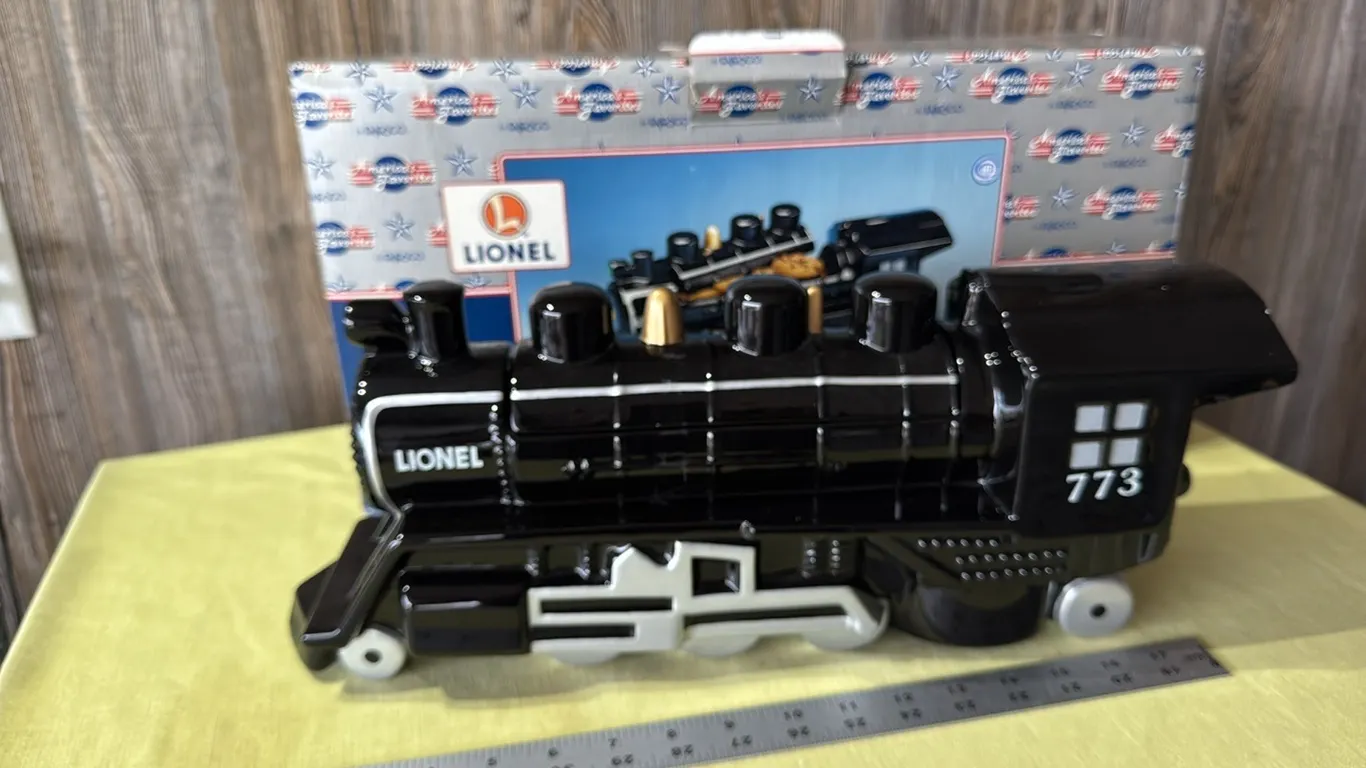 Enesco Lionel Cookie Jar