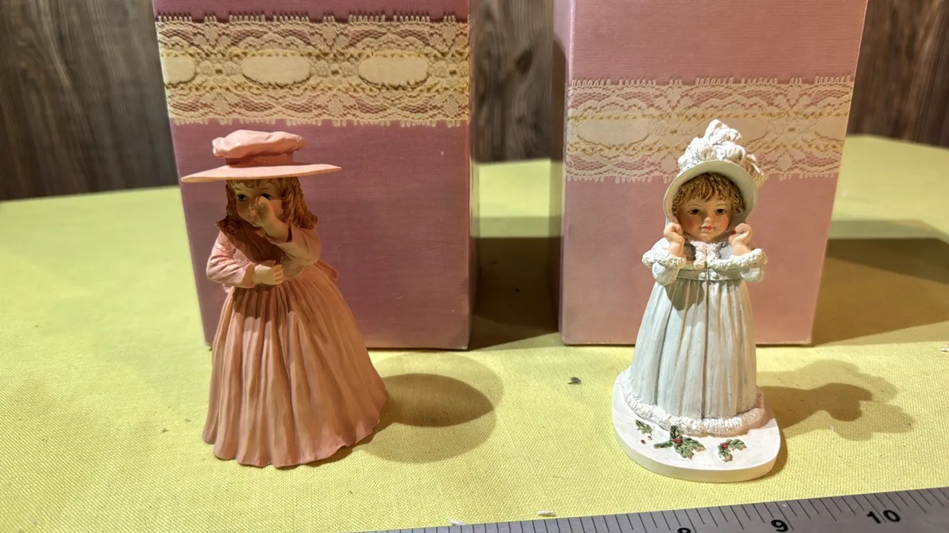Maud Humphrey Bogart figurines