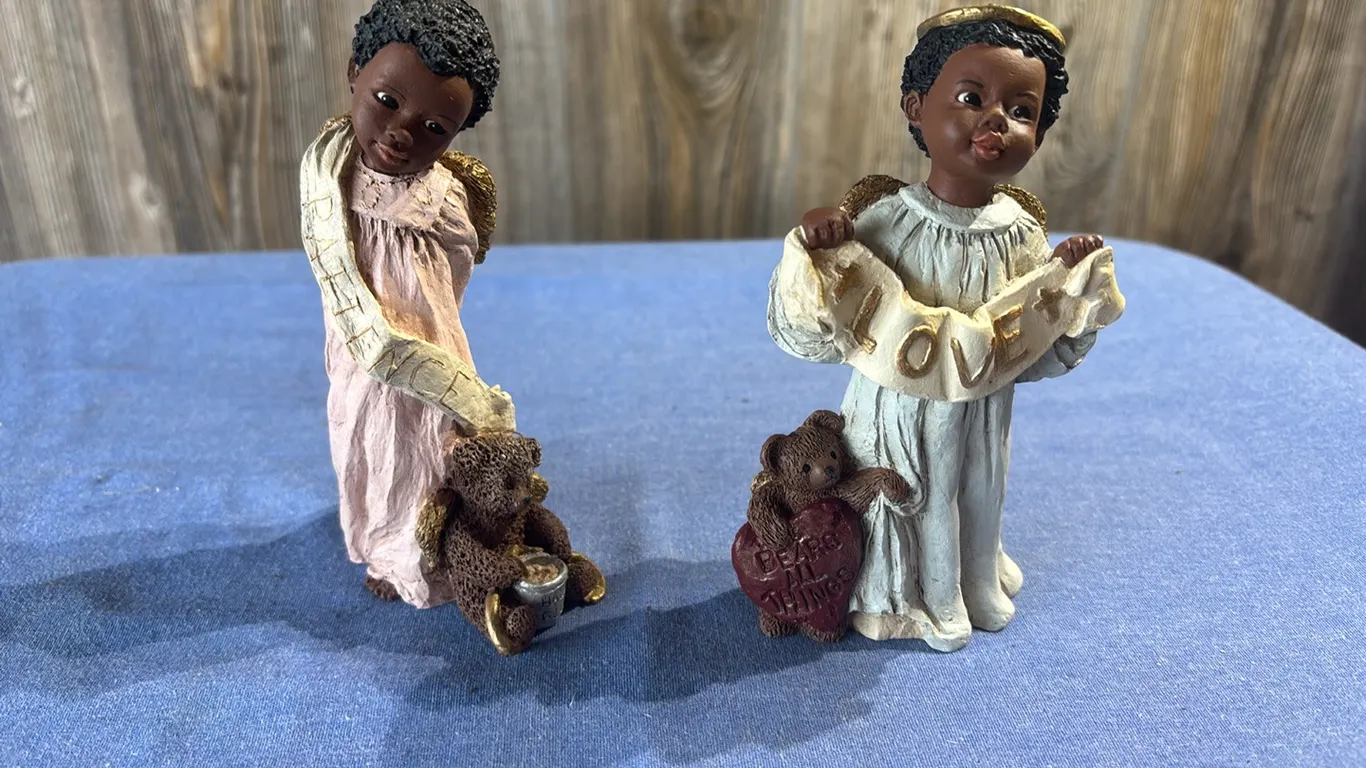 M Holecombe figurines