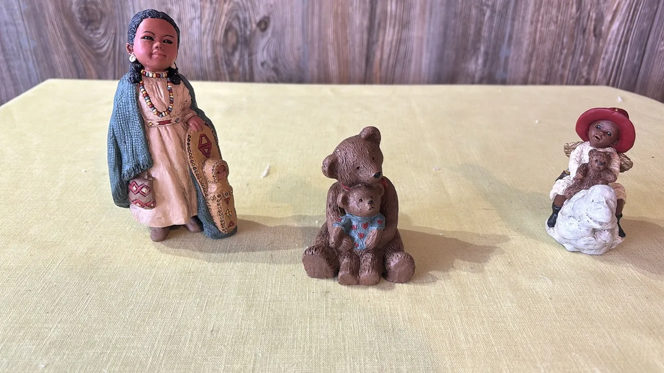 M Holecombe figurines