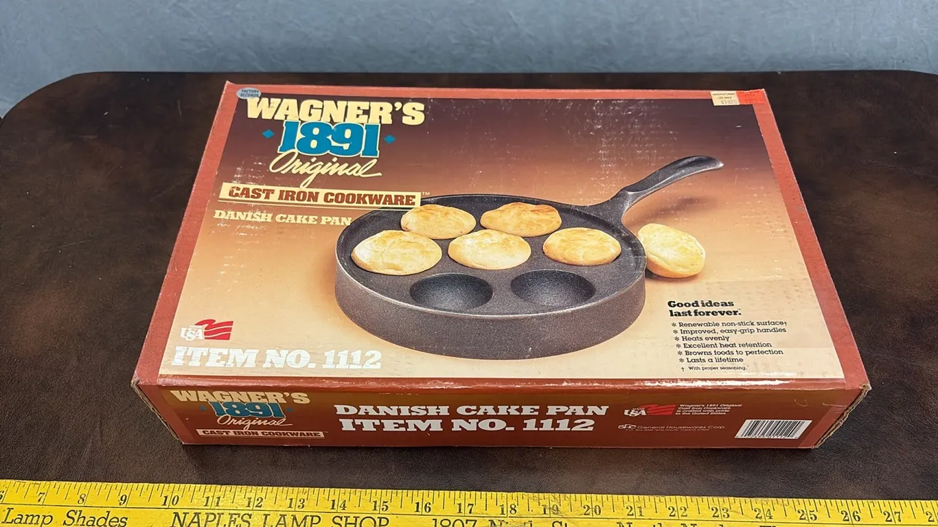 Wagner Cast Iron Danish Cake Pan
