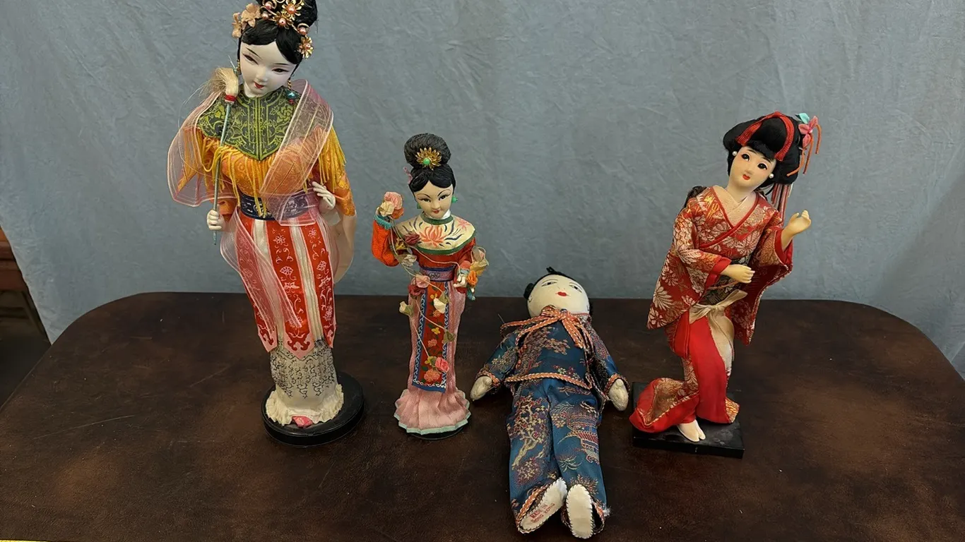 Vintage Japanese Dolls