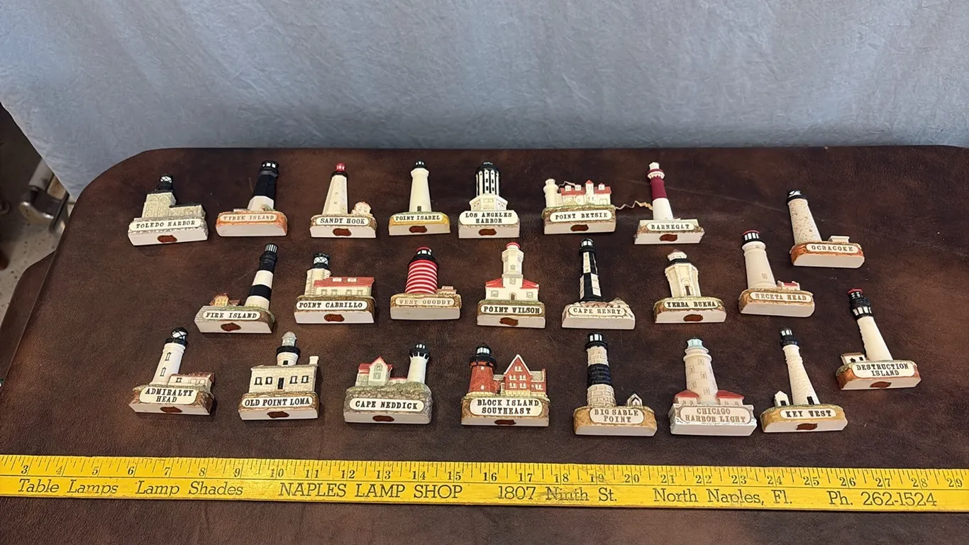 Vintage Lefton Magnets