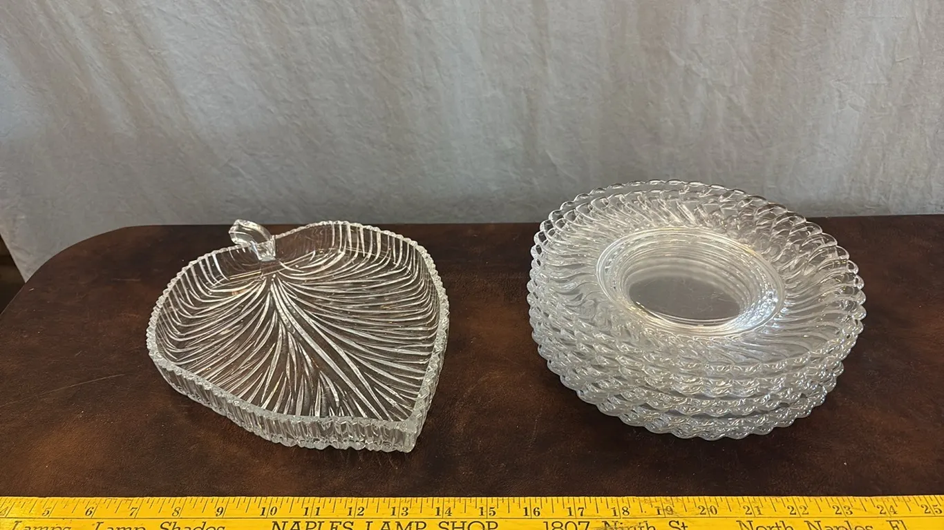 Glass Plates & Leaf Tray