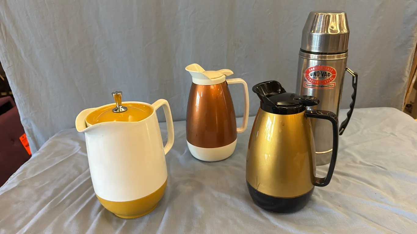 Coffee carafes