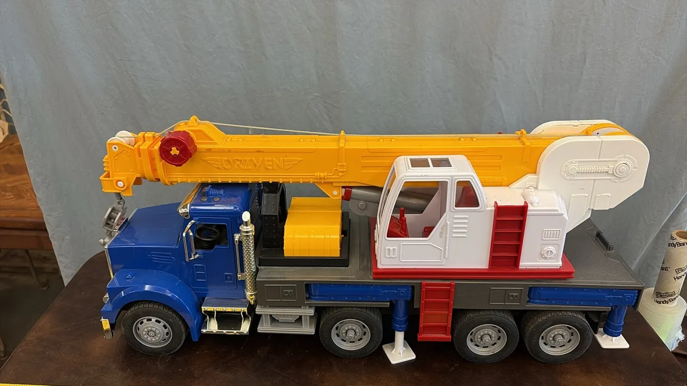 Large Toy Crane Truck