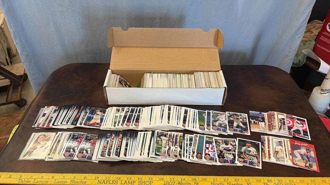 Box of Minnesota Twins Cards