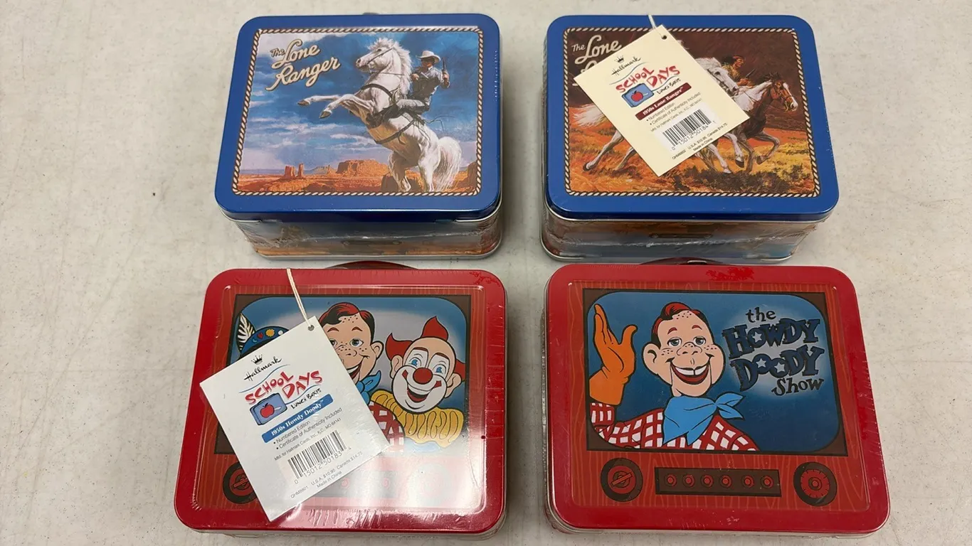 4- Hallmark School Days Lunch Boxes
