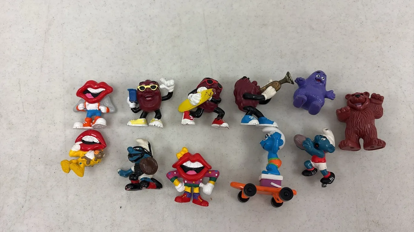 Smurfs & California Raisans Toys