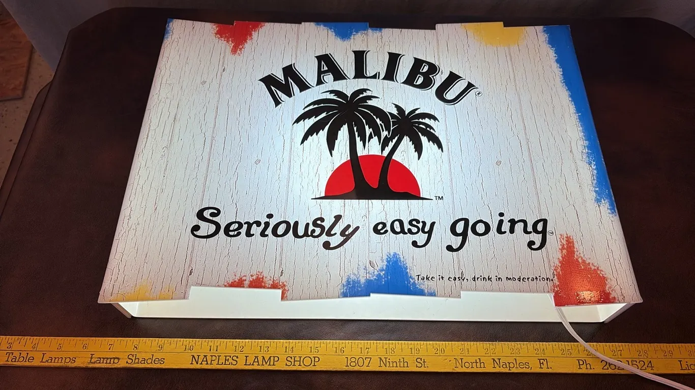 Malibu Liquor Lighted Sign