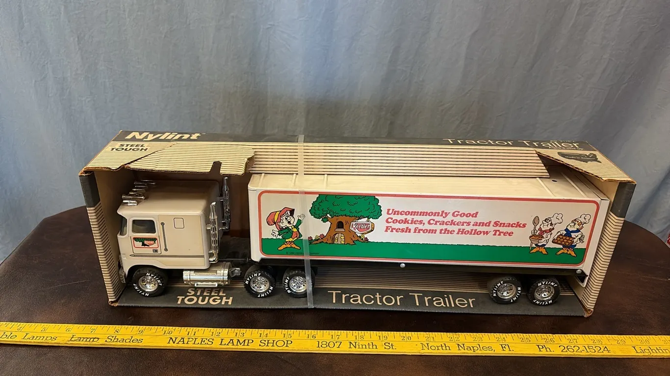 Nylint Keebler Pressed Steel Tractor Trailer