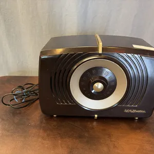 Vintage RCA Victor Radio