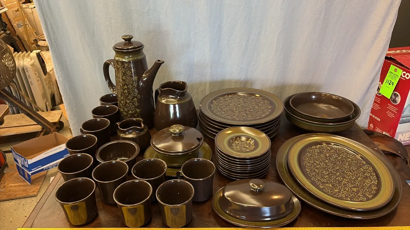 Franciscan Stoneware Dish Set