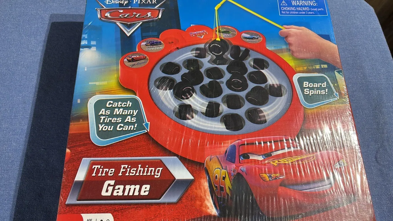 Cars tire fishing game