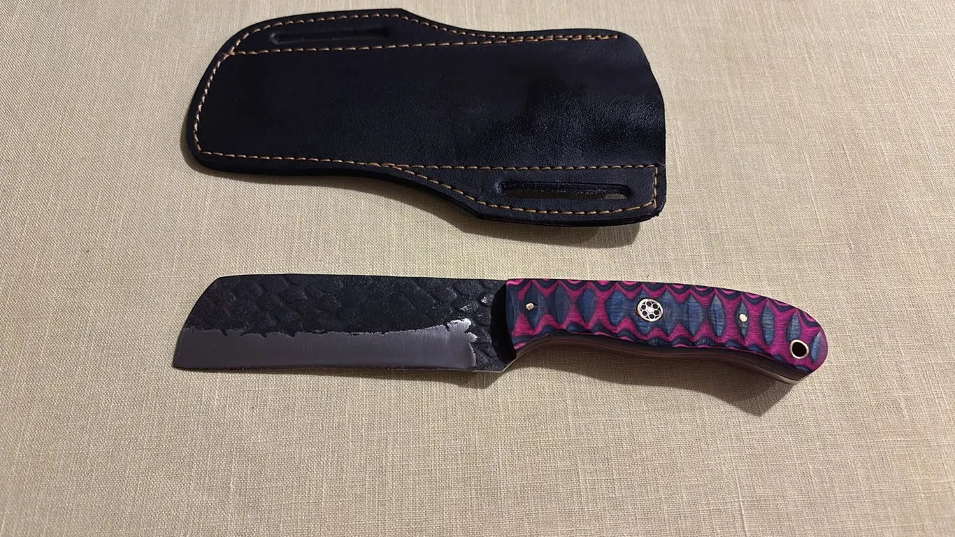 Damascus steel knife