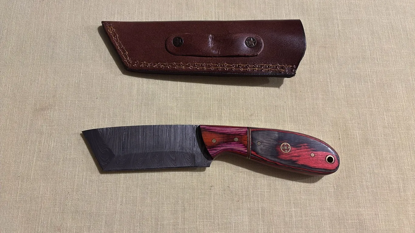 Damascus steel knife