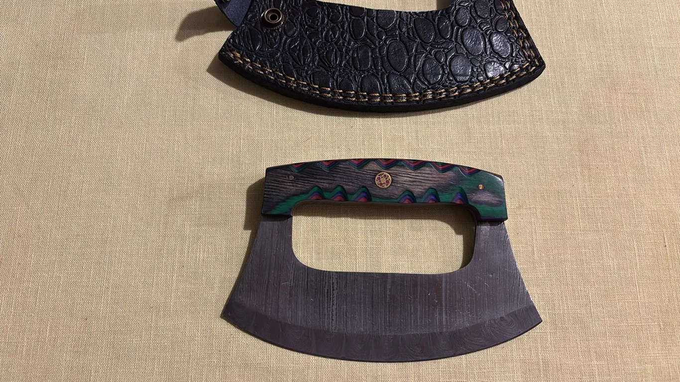 Damascus steel ulu knife
