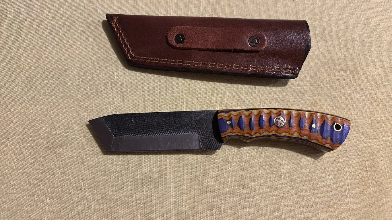 Damascus steel knife