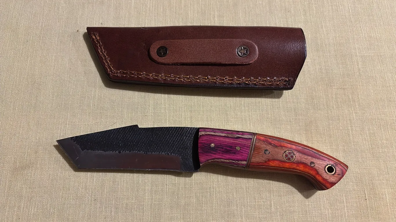 Damascus steel knife