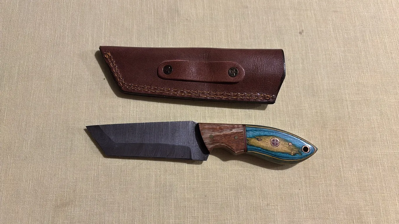 Damascus steel knife