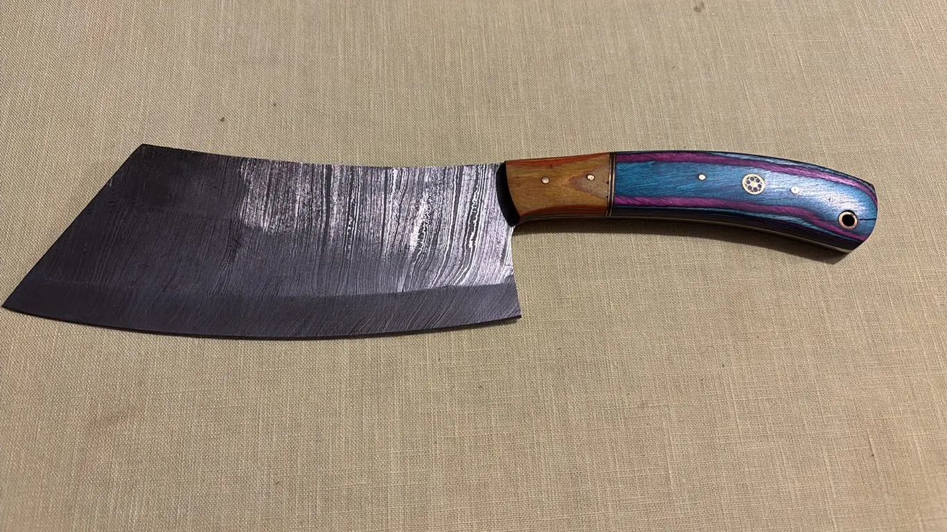 Damascus steel knife
