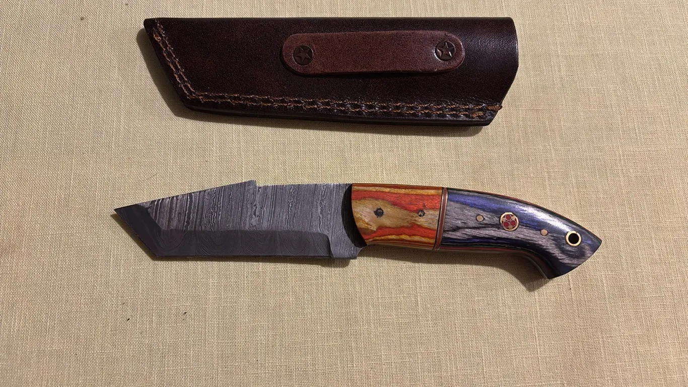 Damascus steel knife