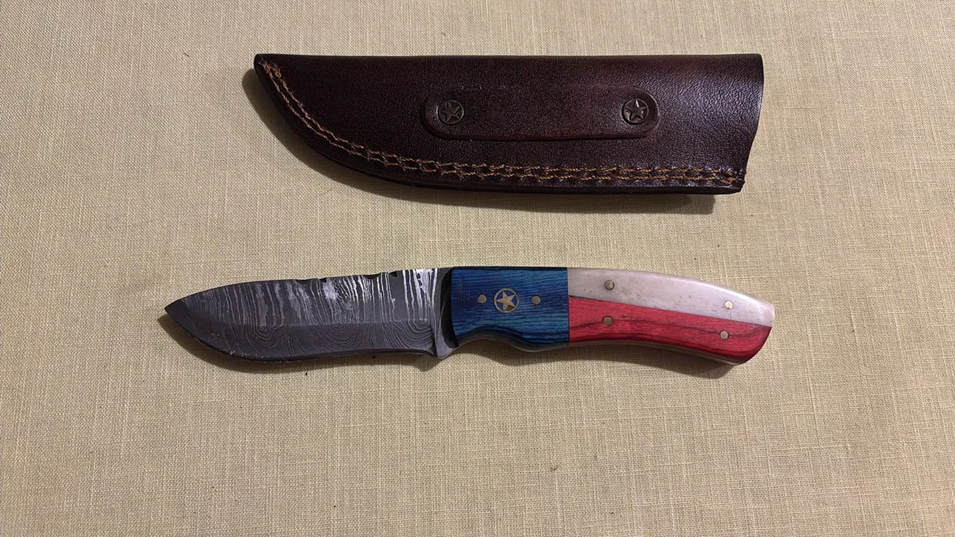 Damascus steel knife