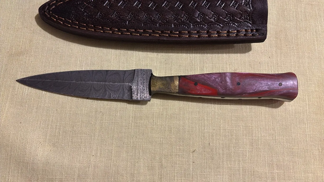 Damascus steel dagger