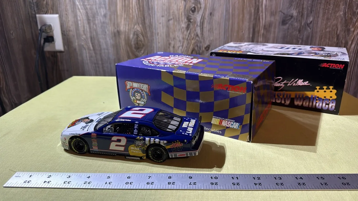 Rusty Wallace 1998 Ford Taurus