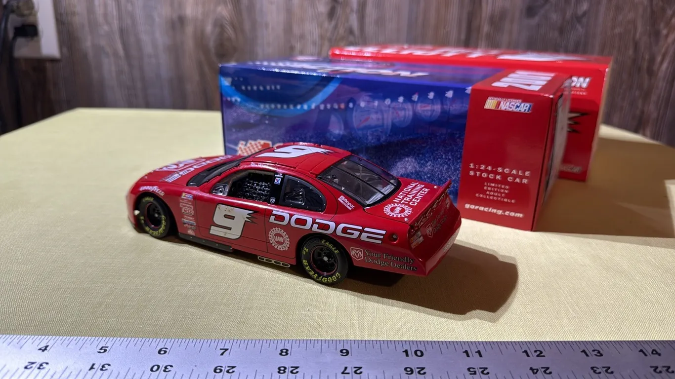 Bill Elliott 2001 Intrepid
