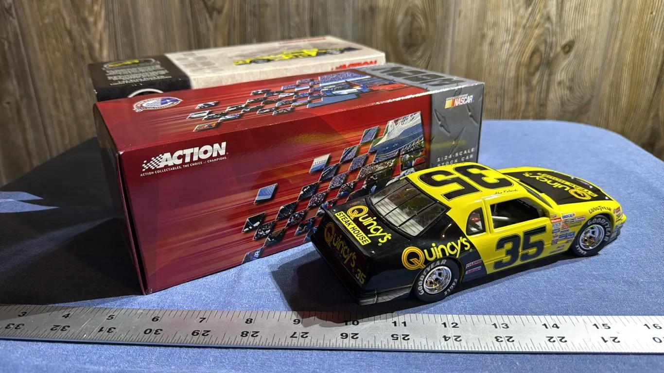 Alan Kulwicki 1986 Thunderbird