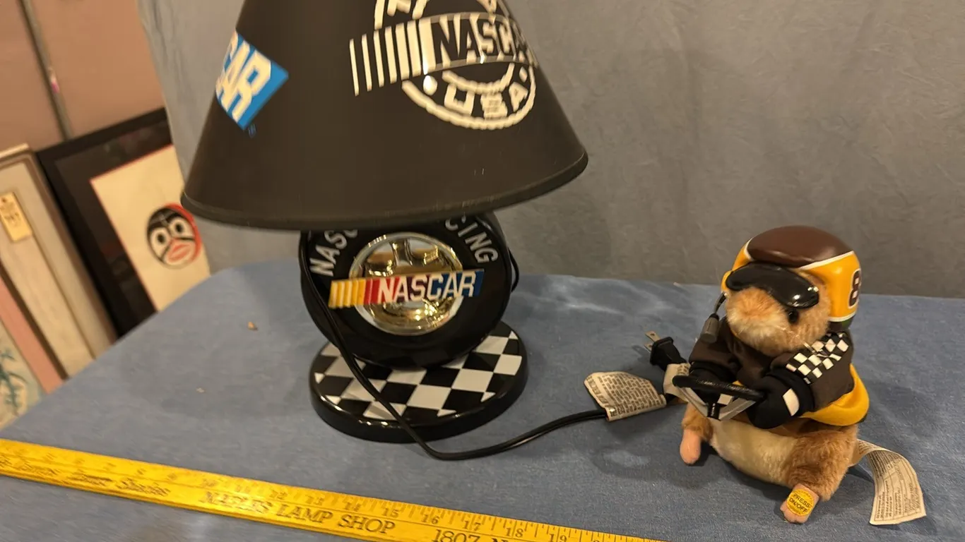 Nascar lamp, Dale Jarret dancing hampster