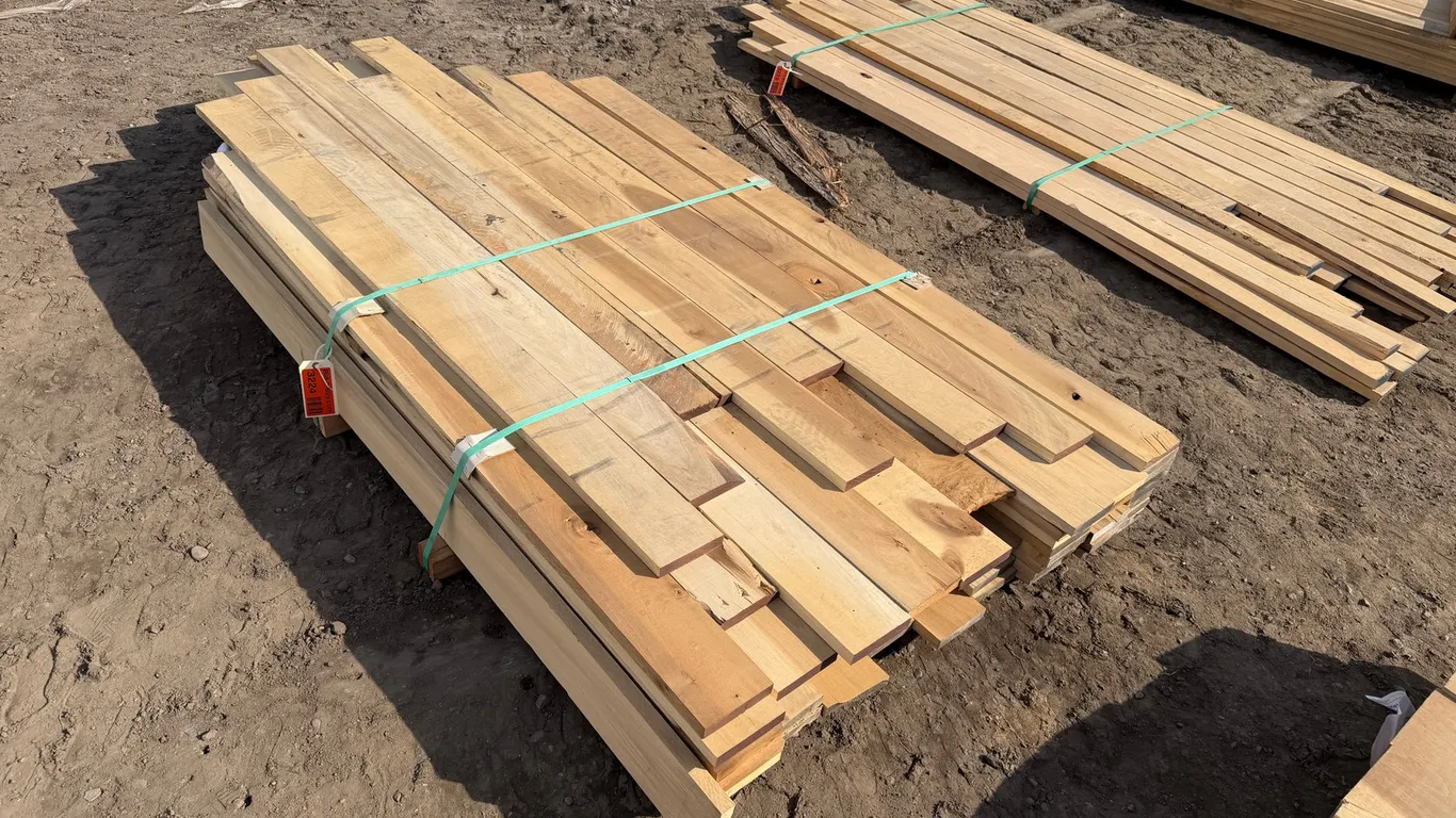 (72) 1 x 5 x 6' Kiln Dried Poplar Boards