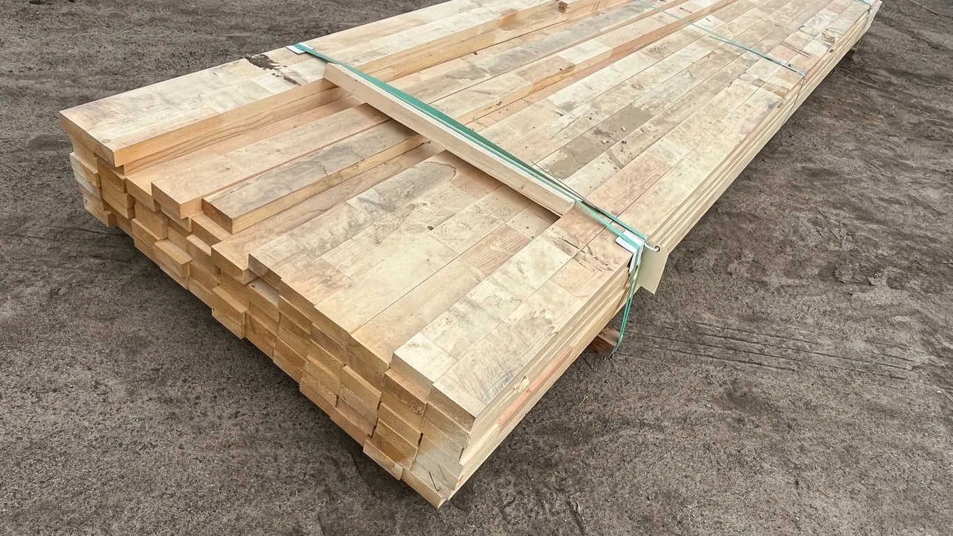 (76) 2 x 4 x 16' Pine Boards