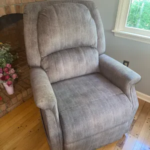Power lift chair