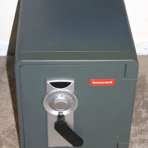 Honeywell Safe