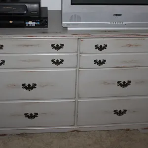 Gray 9-Drawer Chest with Metal Pulls