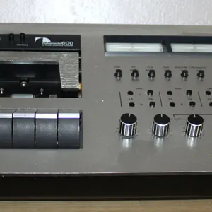 Nakamichi 600 2 Head Cassette Console Deck