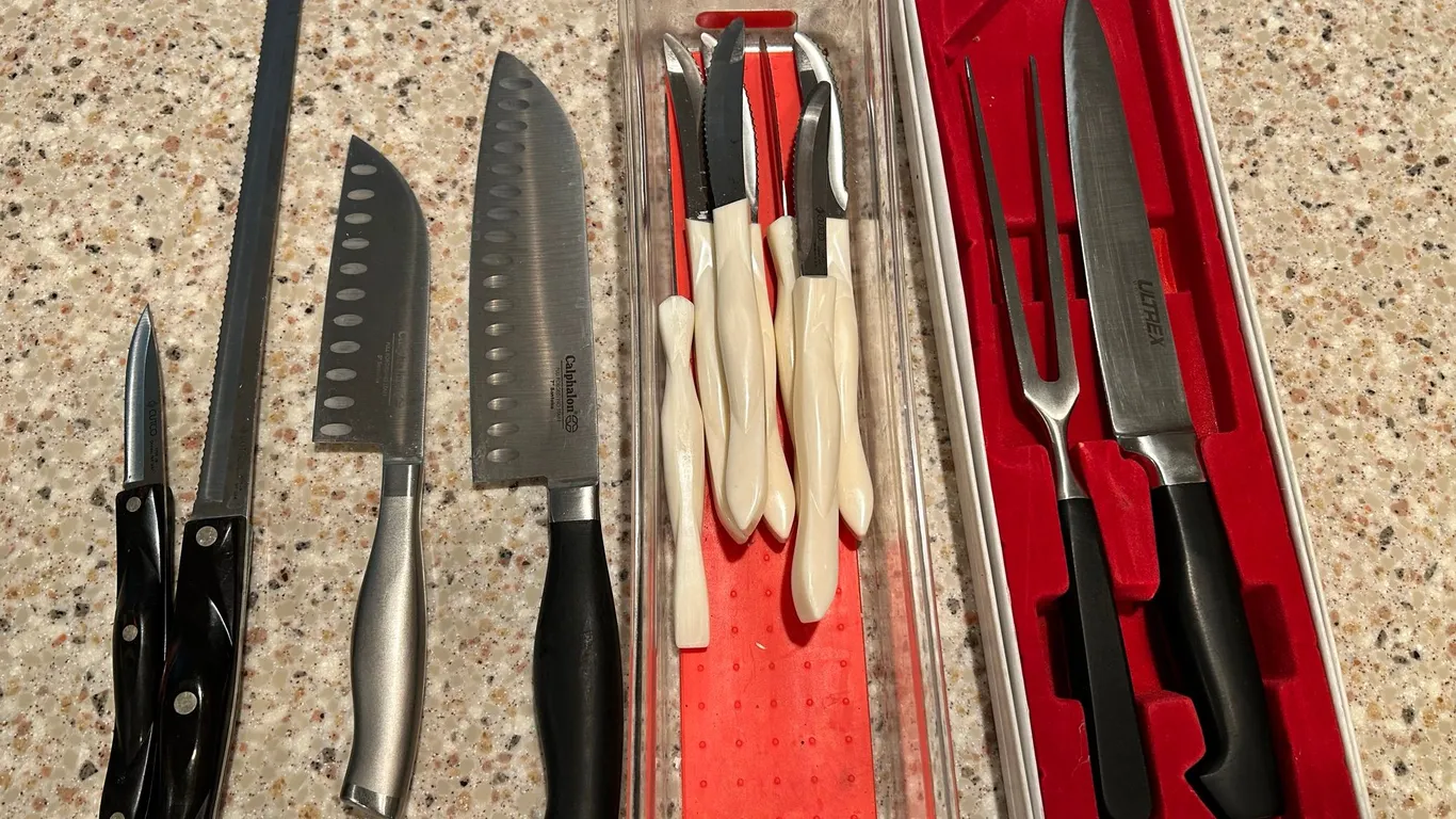 Assorted Knives
