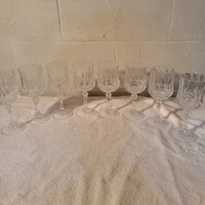 8 Crystals darques glasses