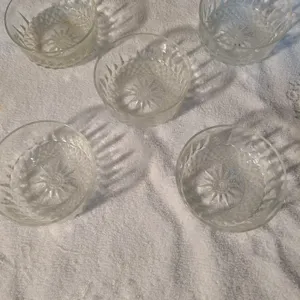 5 crystal Darque glass bowls