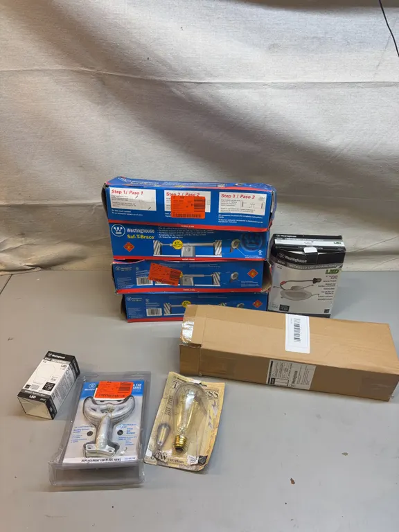 Westinghouse Lighting Hardware Lot