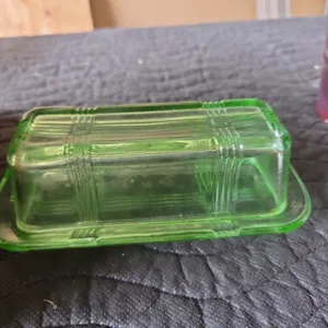 Butter Dish retro Depression Style Apple Glass